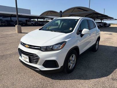 Used 2022 Chevrolet Trax LS w/ Tint and Cruise Package