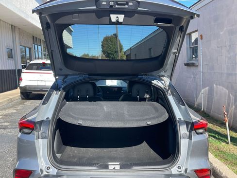 Used 2025 Buick Envista Preferred image 29