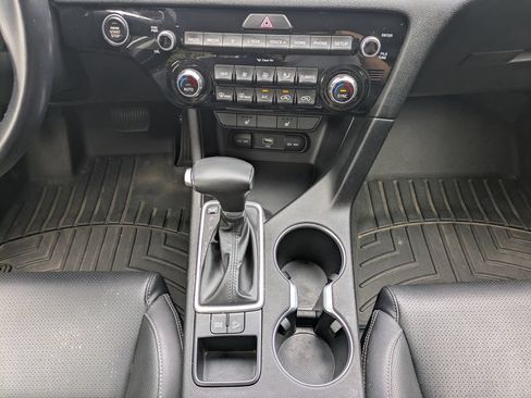 Used 2020 Kia Sportage EX FWD image 19
