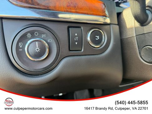 Used 2015 Lincoln MKS FWD image 18