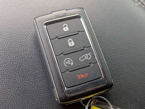 Used 2024 Jeep Grand Cherokee Limited image 34