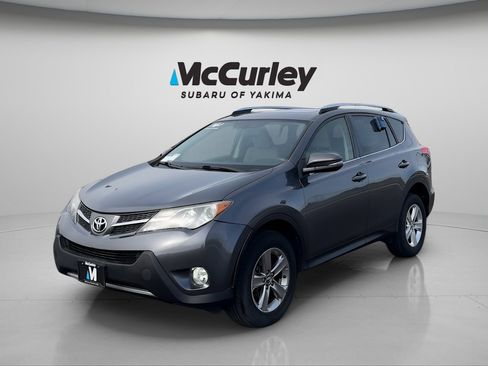 Used 2015 Toyota RAV4 XLE AWD/4WD image 1
