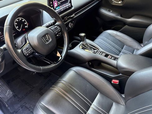 Used 2023 Honda HR-V EX-L image 4