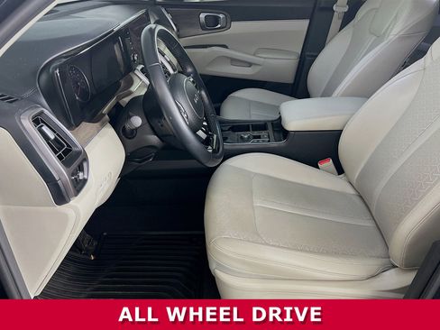 Used 2023 Kia Sorento X-Line EX image 3