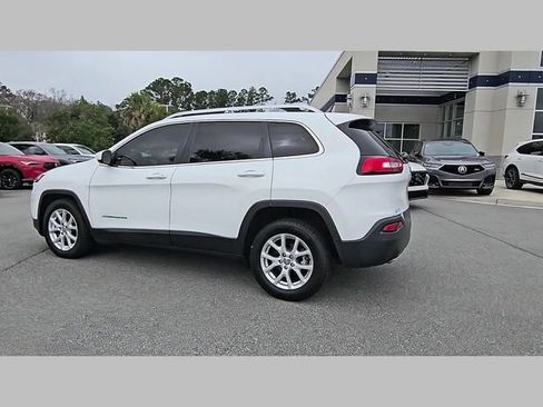 Used 2016 Jeep Cherokee Latitude image 20