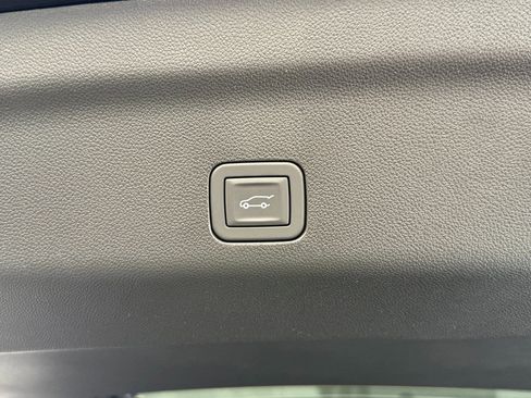 New 2026 Chevrolet Tahoe Premier image 15