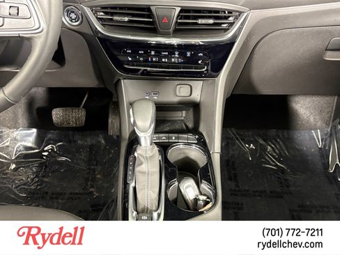 Used 2025 Buick Encore GX Avenir w/ Avenir Technology Package image 15