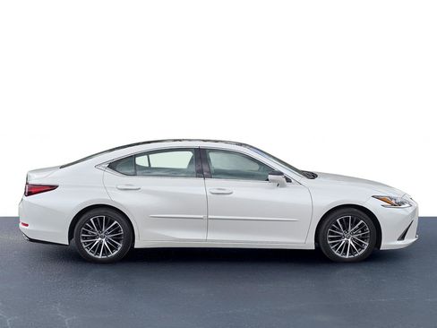 Used 2023 Lexus ES 350 w/ Premium Package image 7