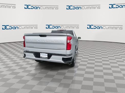 Used 2020 Chevrolet Silverado 1500 Custom w/ Custom Value Package RWD image 7