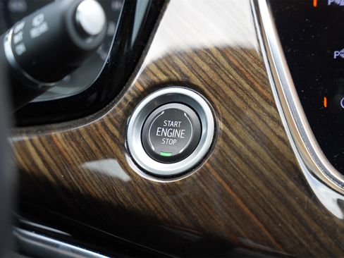 Certified 2023 Cadillac XT6 Premium Luxury w/ Platinum Package image 14