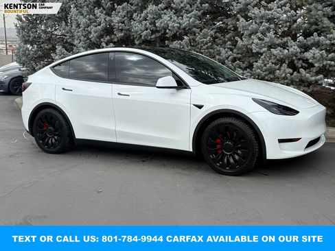 Used 2022 Tesla Model Y Performance image 12