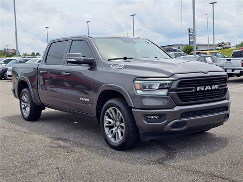 Used 2022 RAM 1500 Laramie w/ Sport Appearance Package AWD/4WD image 5