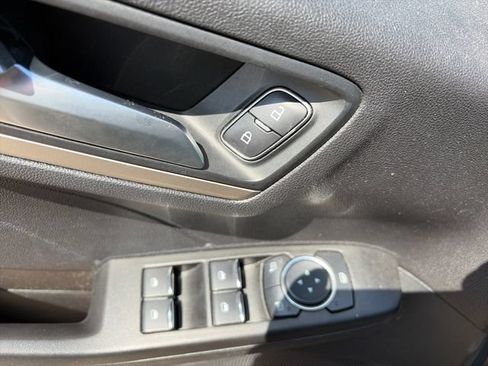 Used 2021 Ford Escape SE w/ Cold Weather Package AWD/4WD image 11