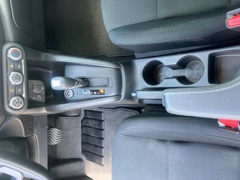Certified 2025 Nissan Kicks Play S FWD image 27