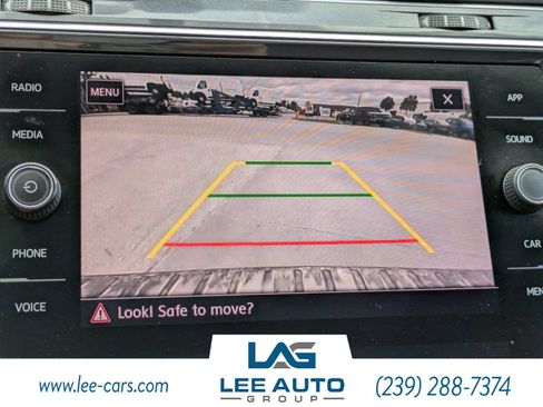 Used 2019 Volkswagen Tiguan SE w/ Panoramic Sunroof Package image 25