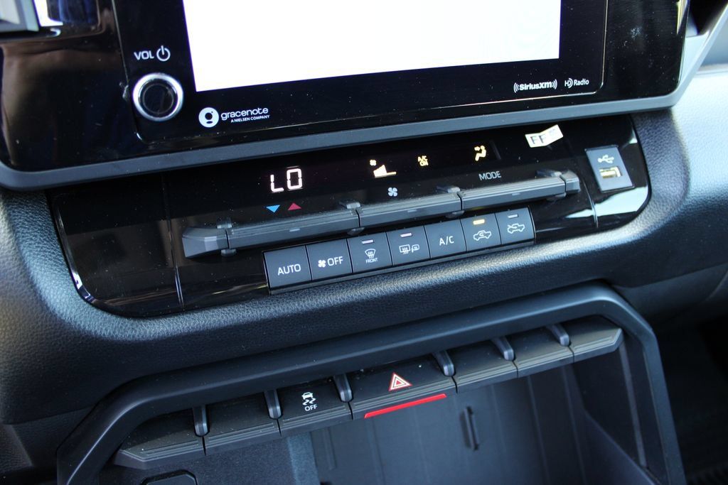 Used 2023 Toyota Tundra SR5 w/ SR5 Convenience Package AWD/4WD image 25