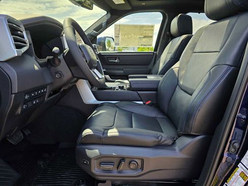New 2025 Toyota Tundra Platinum image 24