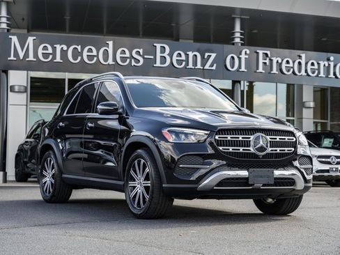 Certified 2025 Mercedes-Benz GLE 450e 4MATIC image 1