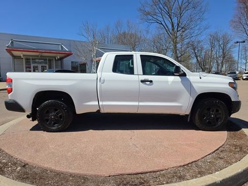 Used 2018 Toyota Tundra SR AWD/4WD image 10