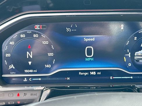 Used 2024 Chevrolet Silverado 1500 LT image 13