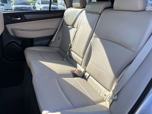 Used 2017 Subaru Outback 2.5i Limited AWD/4WD image 26