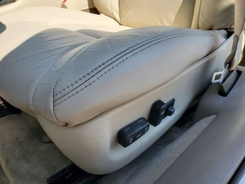 Used 2002 Cadillac Eldorado ESC image 21