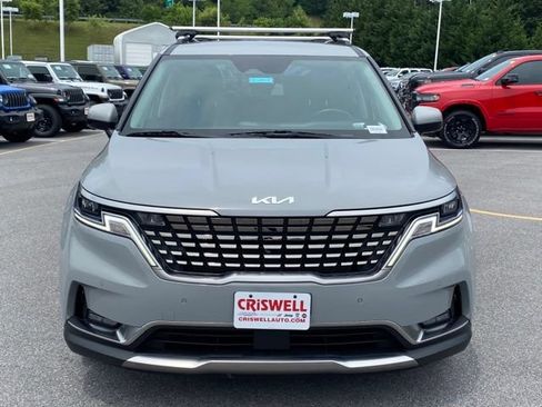 Used 2023 Kia Carnival SX FWD image 8