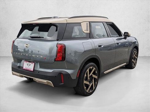 New 2026 MINI Cooper Countryman S image 2