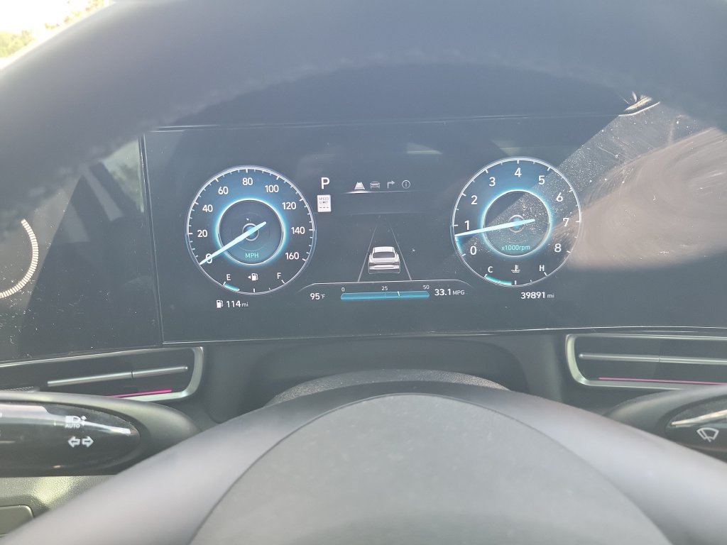 Used 2024 Hyundai Elantra SEL w/ Convenience Package FWD image 21