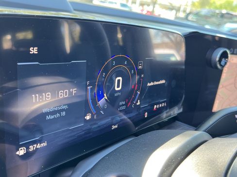 New 2026 Chevrolet Suburban LS image 18