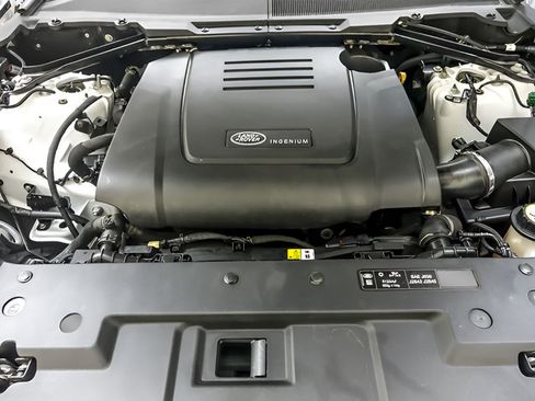 Used 2023 Land Rover Defender 90 S AWD/4WD image 25