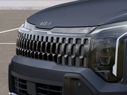 New 2026 Kia Sportage X-Line w/ X-Line Premium Package image 12