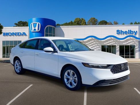 New 2026 Honda Accord LX image 2