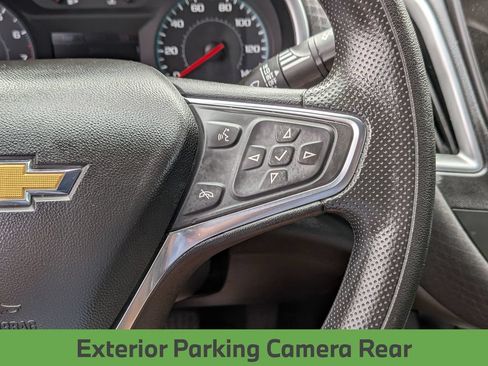 Used 2025 Chevrolet Malibu LT FWD image 21