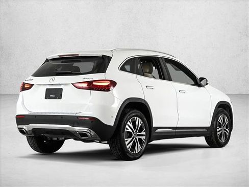 Certified 2025 Mercedes-Benz GLA 250 4MATIC image 5