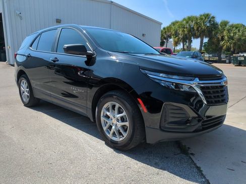 Certified 2024 Chevrolet Equinox LS FWD image 1