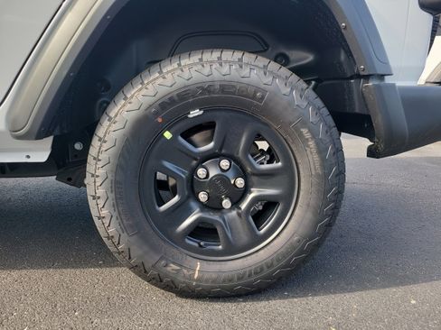New 2026 Jeep Wrangler Unlimited Sport AWD/4WD image 9