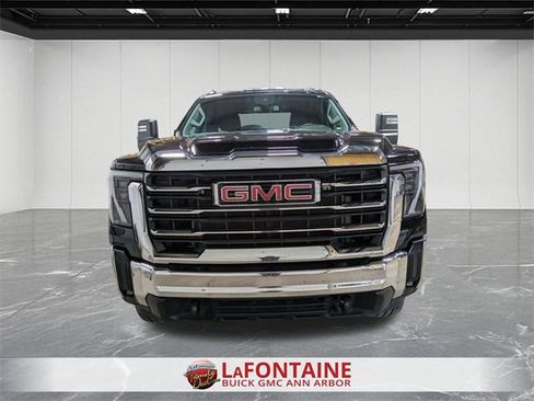 Certified 2024 GMC Sierra 2500 SLE w/ SLE Value Package; image 8