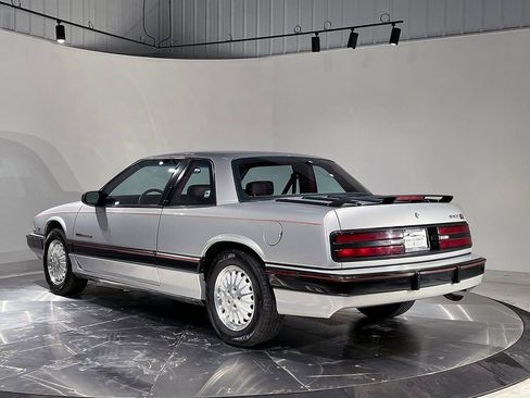 Used 1991 Buick Regal Custom image 10