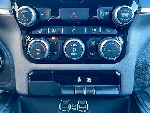 Used 2024 RAM 1500 Laramie image 33