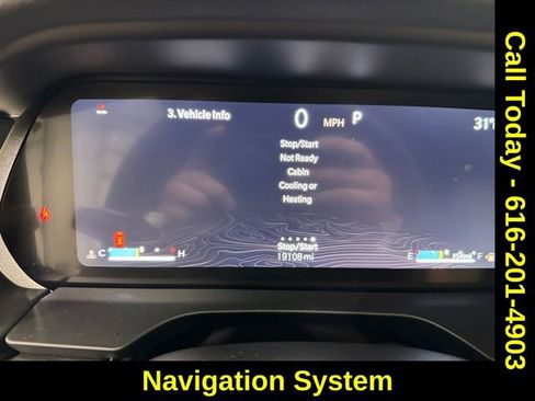 Used 2024 Jeep Grand Cherokee L Limited w/ Luxury Tech Group II image 2