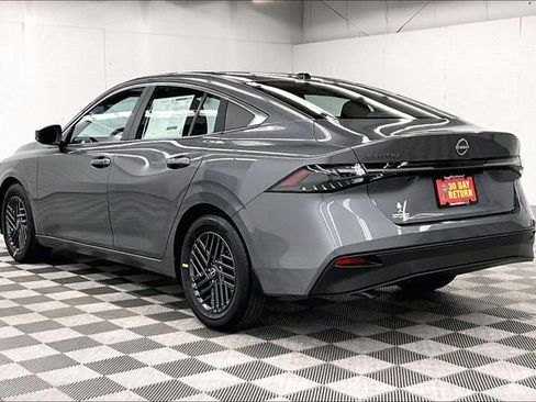 New 2026 Nissan Sentra SV w/ SV Convenience Package image 4