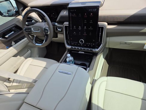New 2026 GMC Yukon Denali w/ Denali Reserve Package AWD/4WD image 30