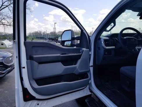 New 2026 Ford F350 XL w/ XL Off-Road Package AWD/4WD image 13