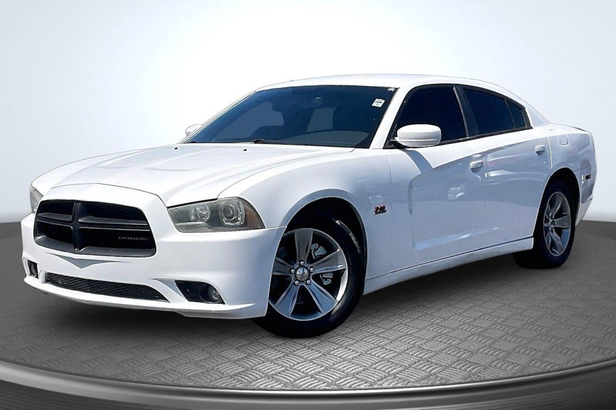 Used 2013 Dodge Charger R/T w/ Wheels & Tunes Group RWD image 12