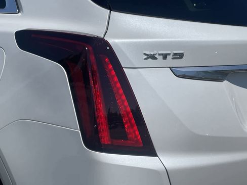 Used 2024 Cadillac XT5 Premium Luxury w/ LPO, Floor Liner Package FWD image 40