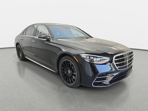 New 2026 Mercedes-Benz S 580 4MATIC Sedan image 3