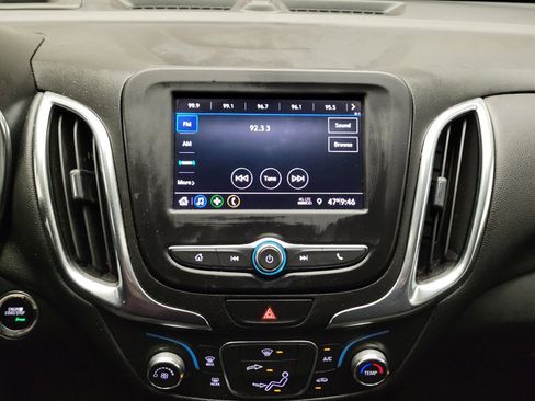 Used 2020 Chevrolet Equinox LT FWD image 25
