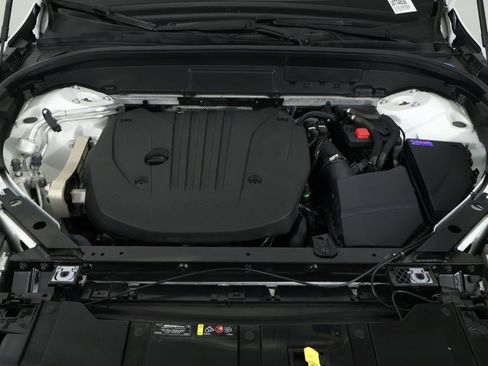 Certified 2023 Volvo XC60 B5 Plus w/ Climate Package FWD image 24
