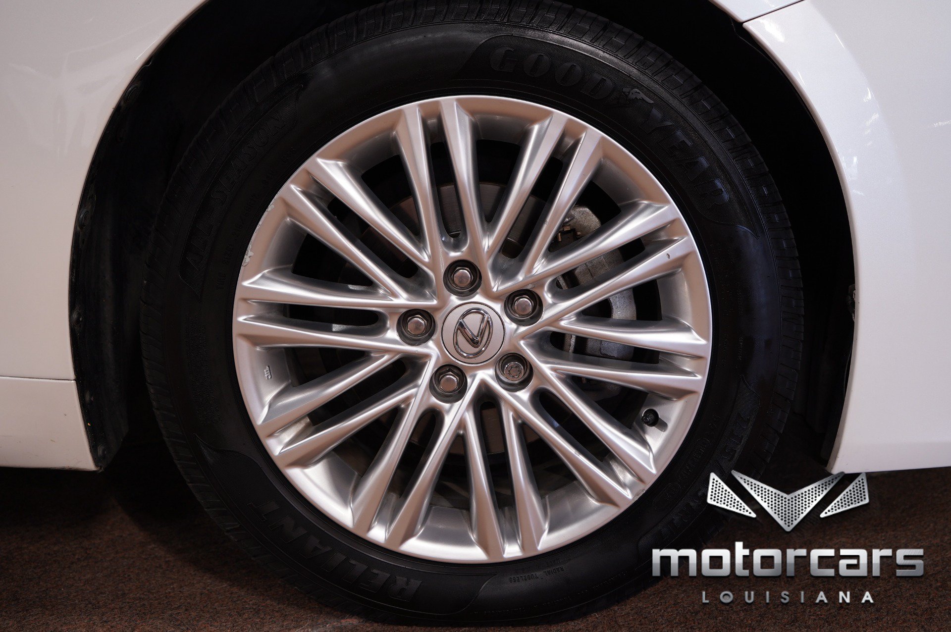 Used 2016 Lexus ES 350 w/ Accessory Package FWD image 20